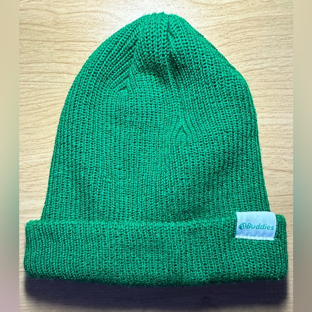 BUDDIES extracts green beanie